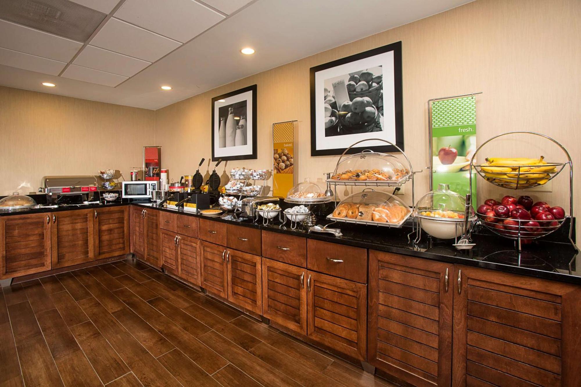 Hampton Inn Morehead City Exterior foto
